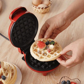 Máquina de Waffle Elétrica Antiaderente — Prática, Rápida e Waffles Perfeitos em Minutos