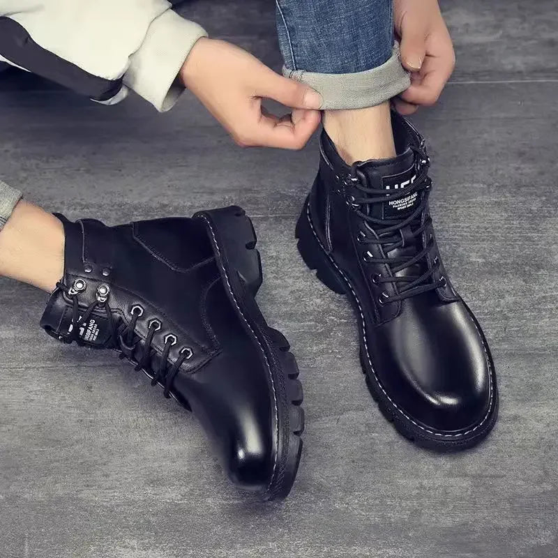 Bota Masculina de Cano Alto Estilo Motoqueiro Impermeável com Design Casual – (Promoção de Inverno 2025)