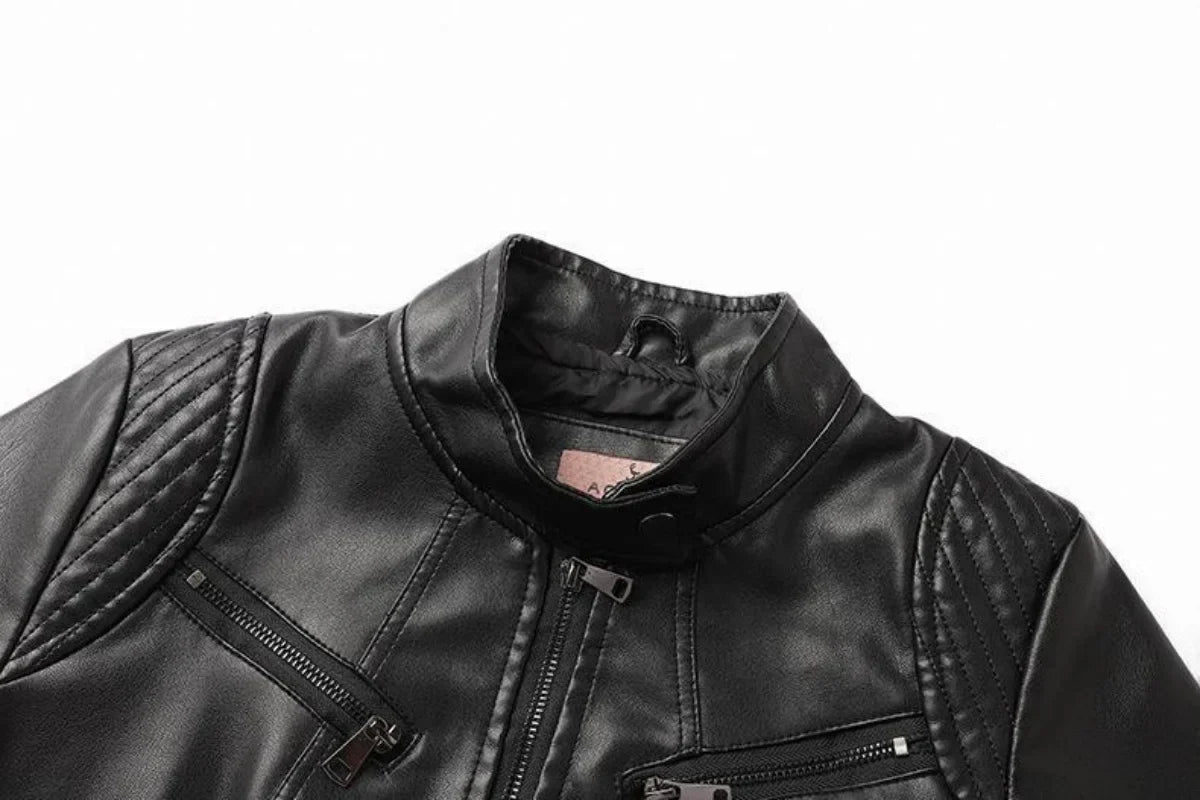 Jaqueta Feminina Slim Black Luxe com Gola Alta Estilo Motociclista - (Promoção de Inverno 2025)