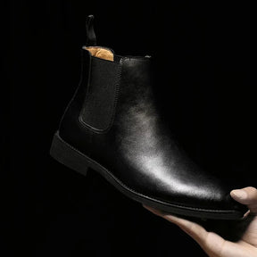 Bota Chelsea em Couro Masculina Montvani MV242
