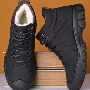 Bota Masculina Impermeável Antiderrapante com Cadarço - (Promoção de Inverno 2025)