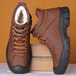 Bota Masculina Impermeável Antiderrapante com Cadarço - (Promoção de Inverno 2025)