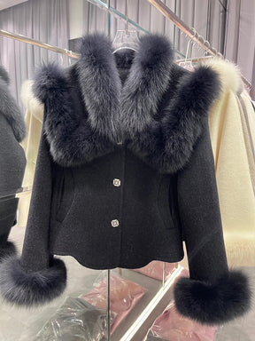 Casaco Feminino Curto de Lã com Gola Confortável – (Promoção de Inverno 2025)